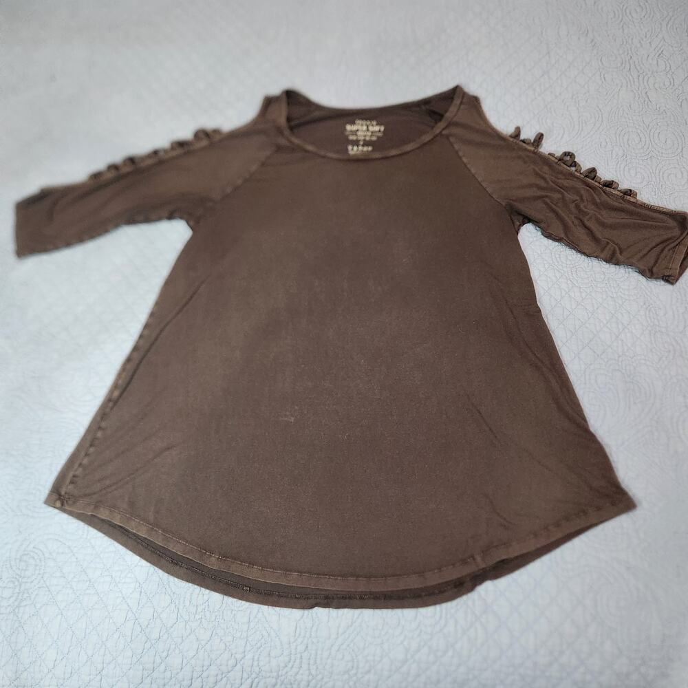 Torrid 2 / 2X Gray Lattice Sleeve Super Soft Jersey Knit Shirt